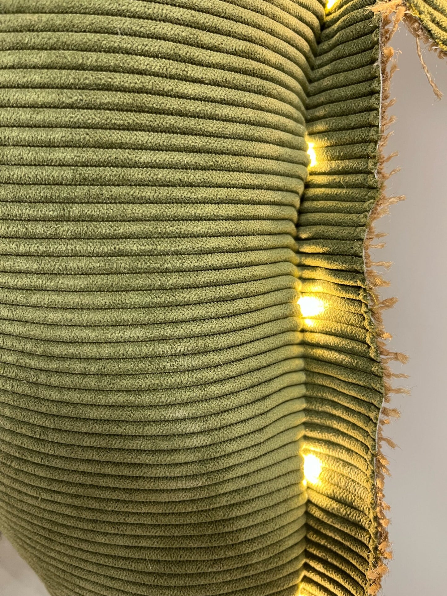 Sapin Lumineux Vert Velours Côtelé Grand Modèle 145cm - Artisanal Made in France