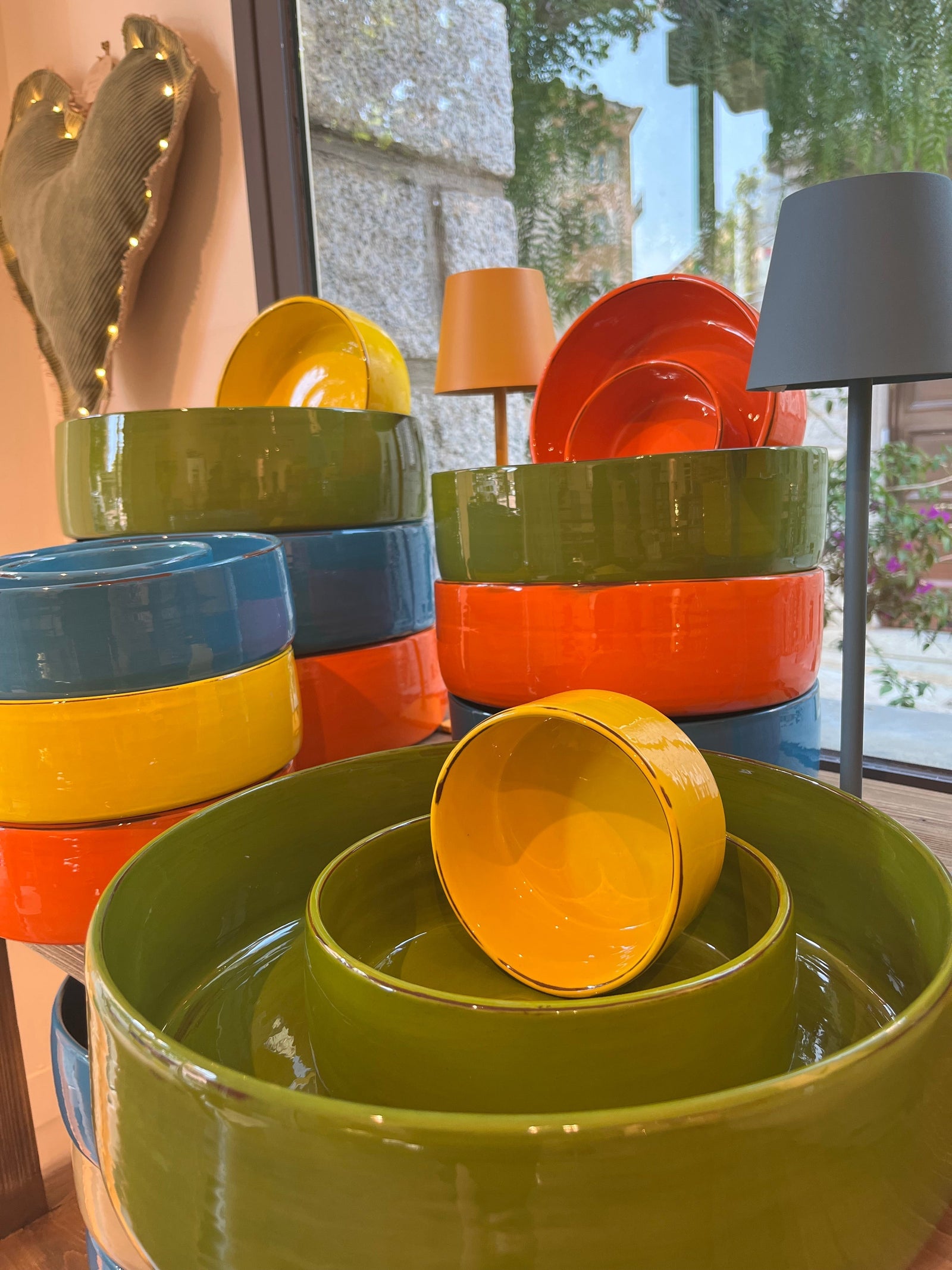 L'art de la table française : nos plats en céramique faits main