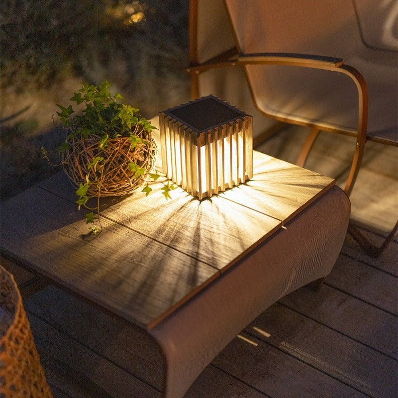 Lampe de table LED sans fil dorée : élégance et praticité pour votre intérieur - DECOLUCCE