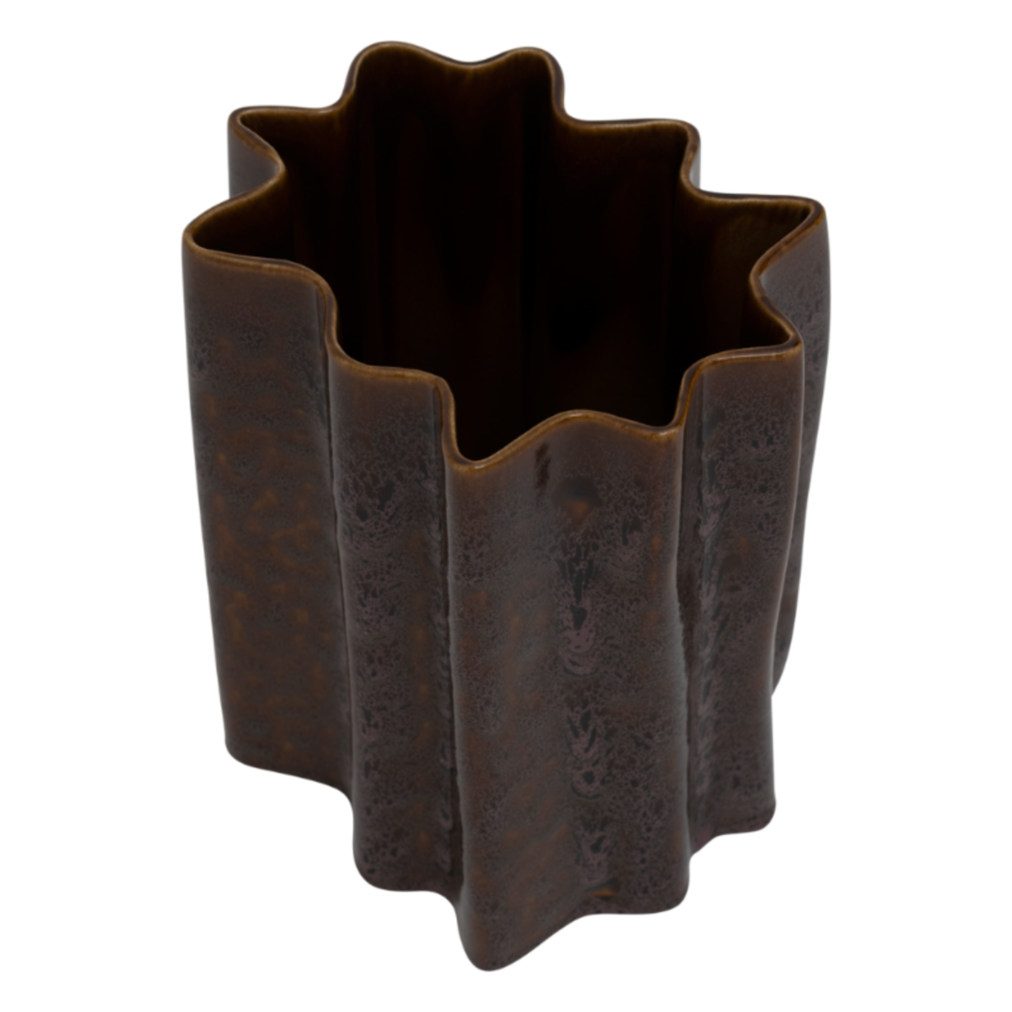 vase en céramique, aux tons terreux et chaleureux 