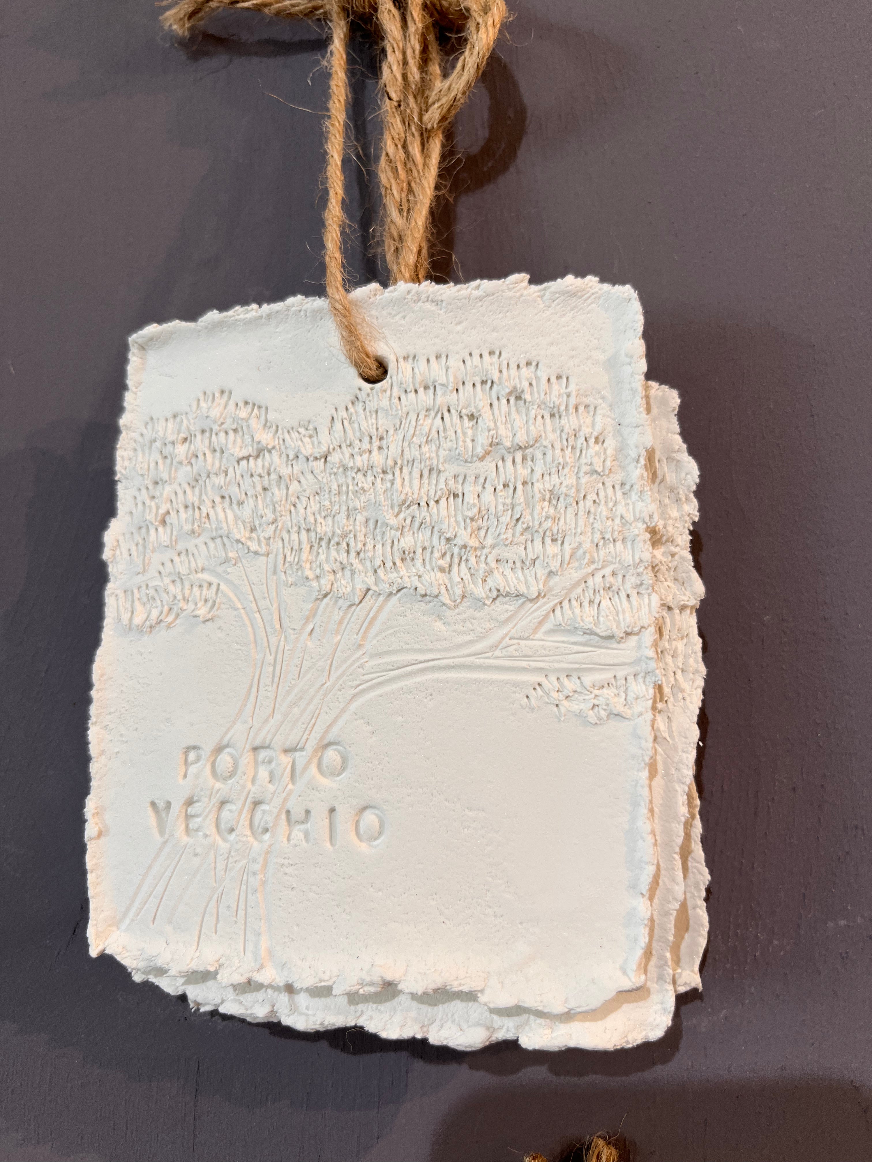 Plaque à message en argile « Porto-Vecchio », décoration murale artisanale