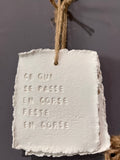 Plaque à message en argile « Ce qui se passe en Corse reste en Corse »