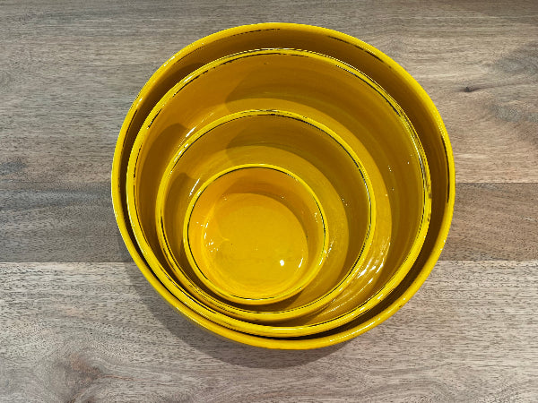 PLATS EN CERAMIQUE JAUNE 