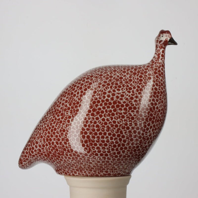Pintade décorative bordeaux moucheté blanc – Objet déco en céramique artisanale MM - Décoration intérieure | DECOLUCCE