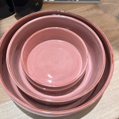Plat en céramique artisanale rose – Ø 31 cm-Decolucce - Décoration intérieure | DECOLUCCE By Hanna