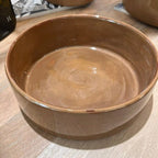 Plat en céramique artisanale taupe – Ø 31 cm - Décoration intérieure | DECOLUCCE By Hanna