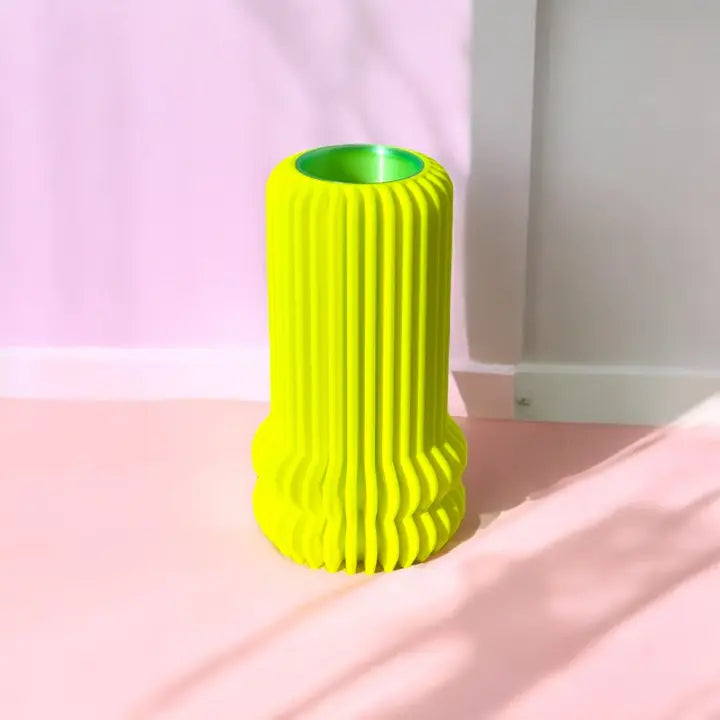 Vase Jaune Fluo effet 3D