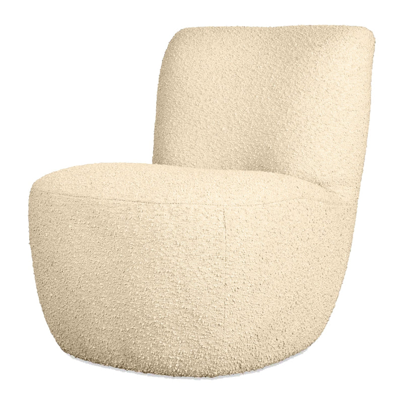 Fauteuil bouclette beige design pour salon cocooning.
