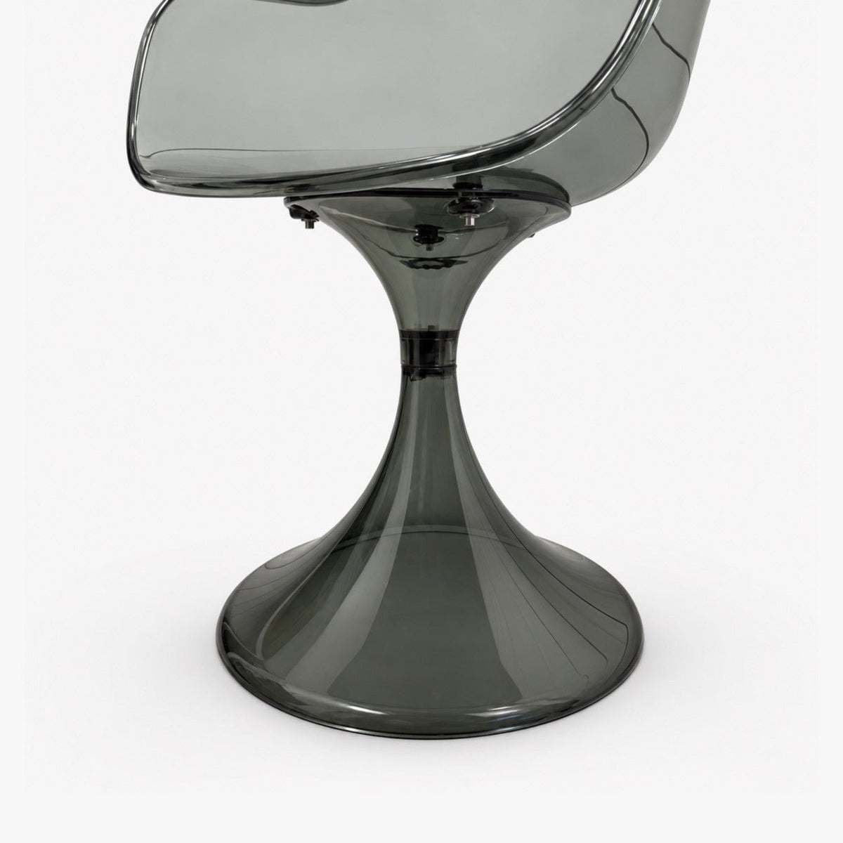 Fauteuil Tulipe – chaise pied tulipe Smoke gris fumé - Décoration intérieure | DECOLUCCE By Hanna