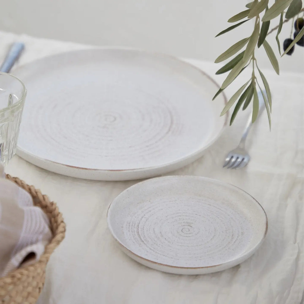 Petite assiette en grès fin - Décoration intérieure | DECOLUCCE