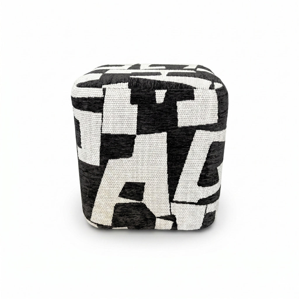 Pouf Kube noir  Bazardeluxe