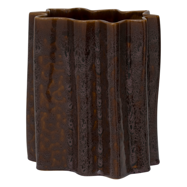 Vase en céramique, grand et imposant comme une belle pièce déco 